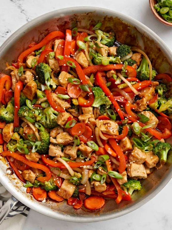 10 Ingredient Chicken Stir-Fry
