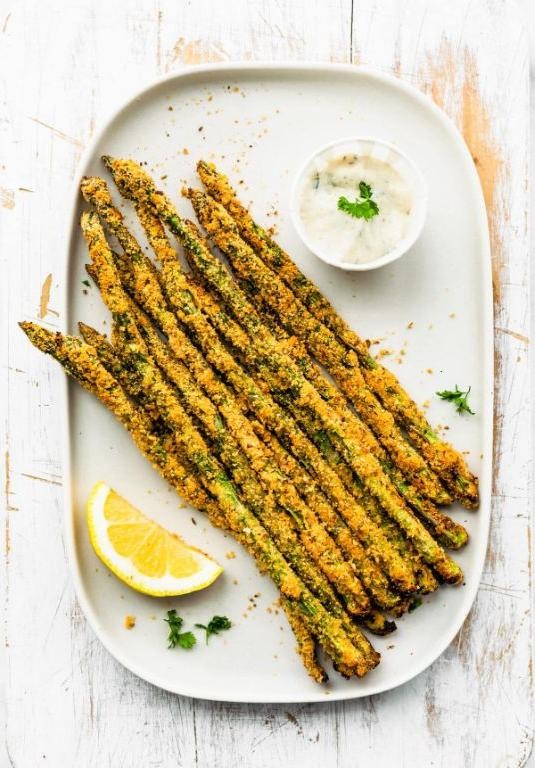 Air Fryer Asparagus with Crispy Breadcrumbs