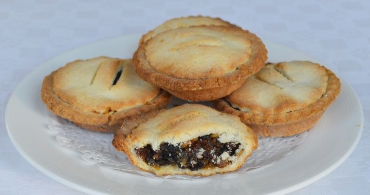 Almond Flour Mincemeat Pie