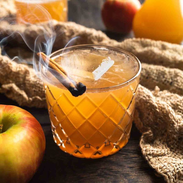 Apple Cider Whiskey Sour