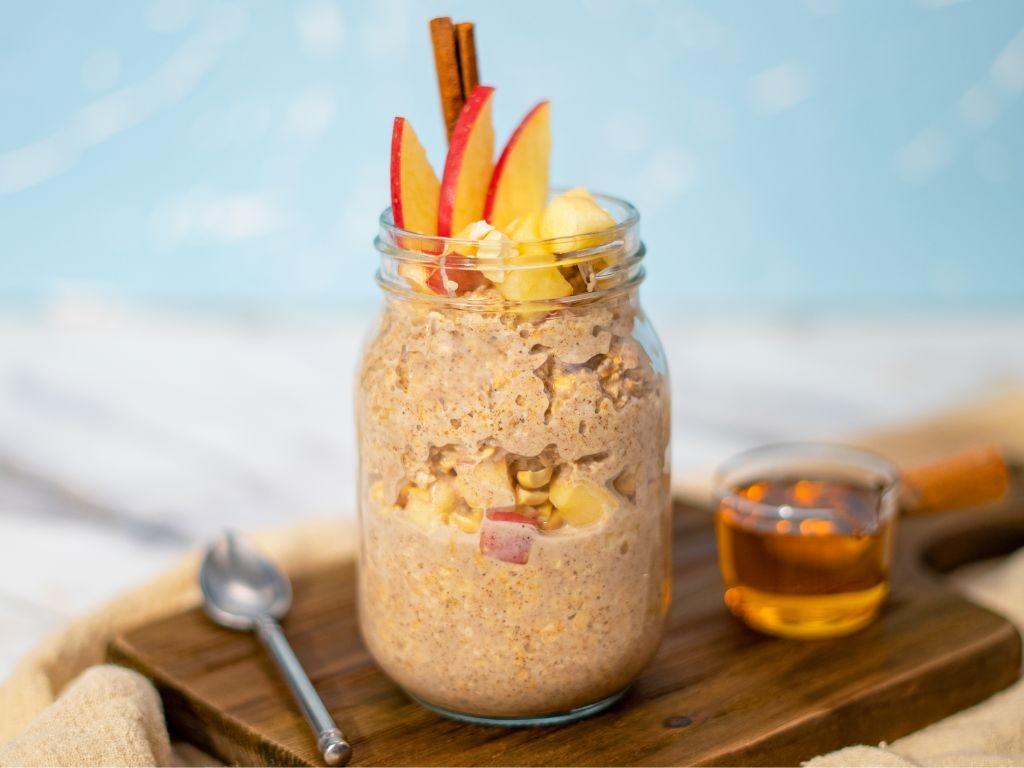Apple Cinnamon Oatmeal Jars