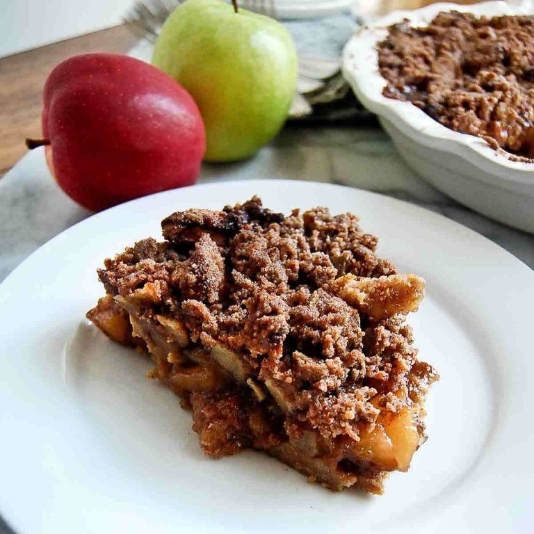 Apple Pie with a Graham Cracker Crust