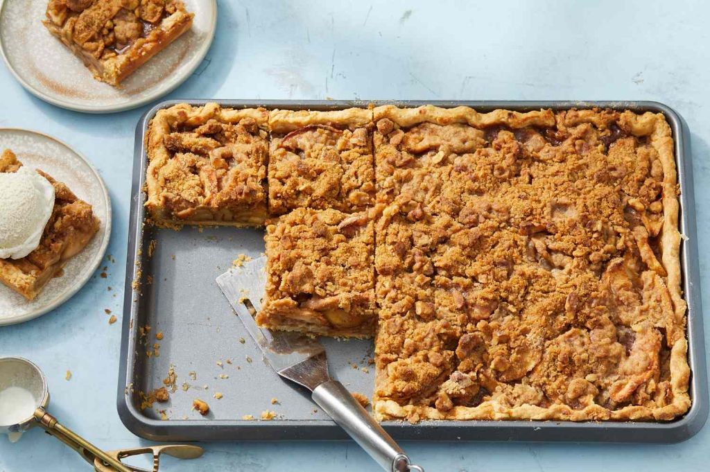 Apple Slab Pie for a Crowd