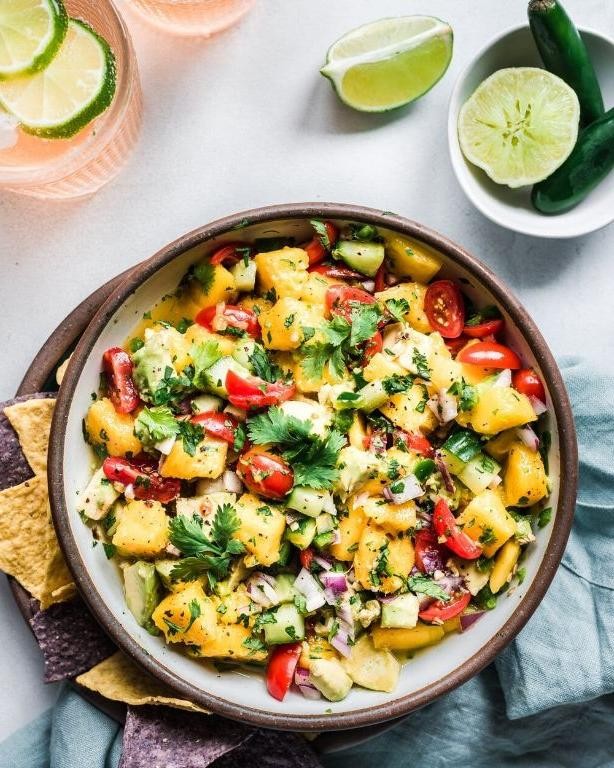 Avocado Mango Salsa with Lime