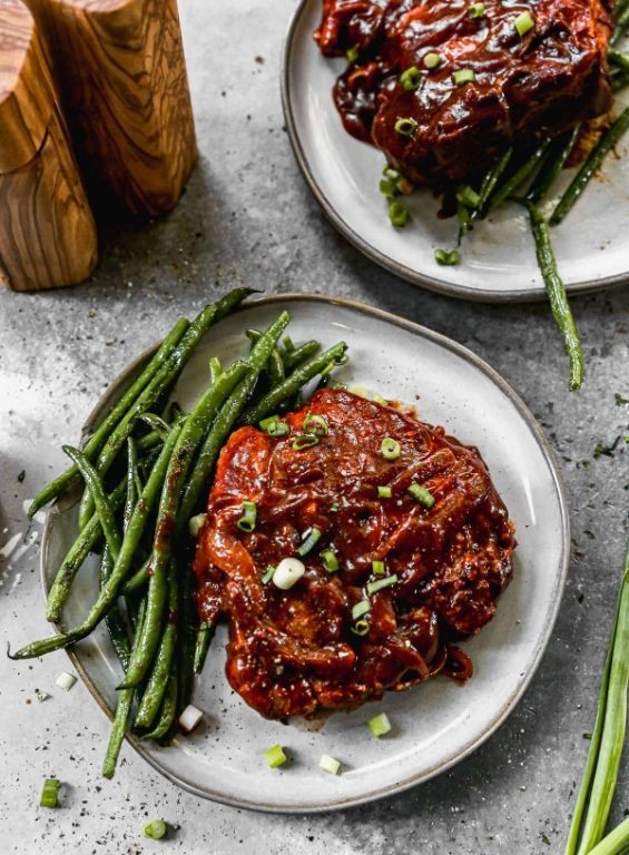 BBQ Slow Cooker Pork Chops