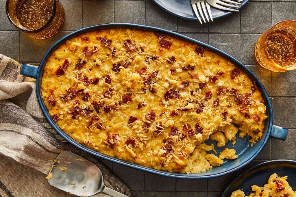 Bacon and Cheddar Baked Macaroni and Cheese