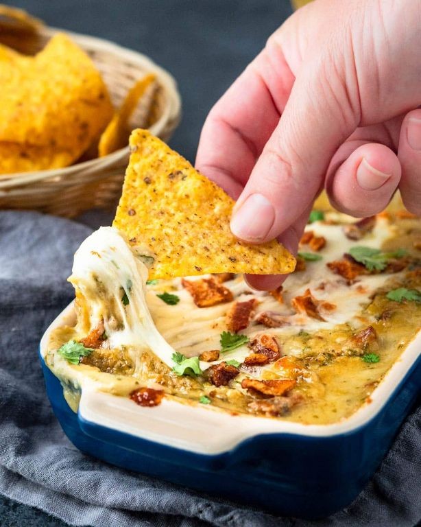 Bacon and Cheddar Tortilla Chip Dip