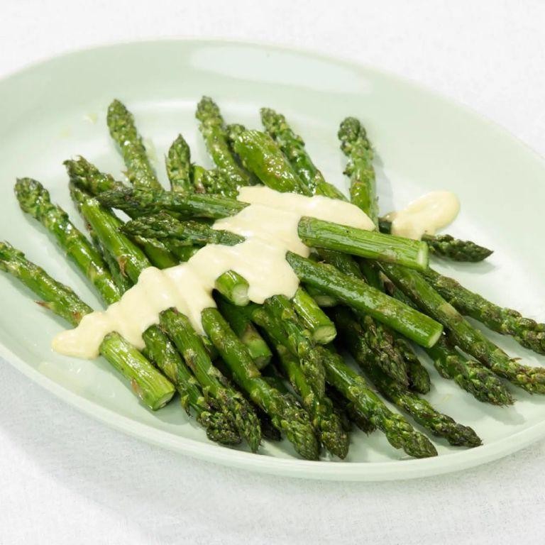 Baked Asparagus with Hollandaise Sauce