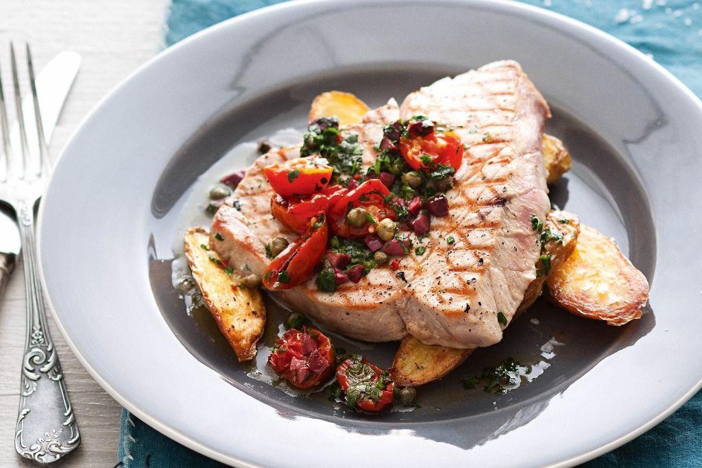 Baked Tuna with Tomatoes and Olives