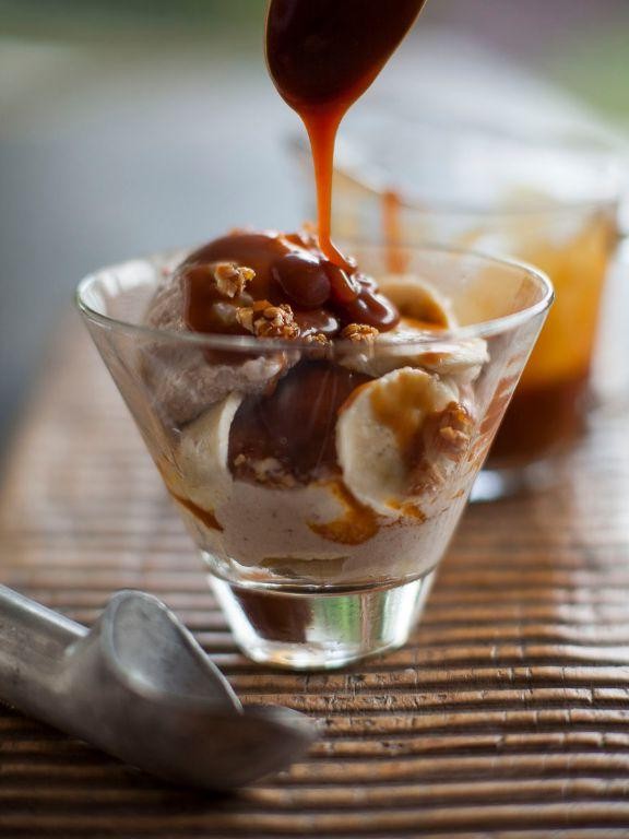 Banana Ice Cream with Caramel Sauce