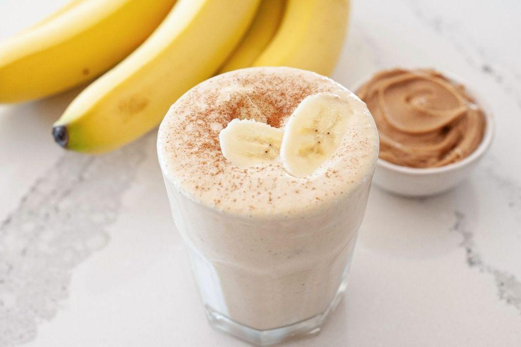 Banana and Peanut Butter Smoothie
