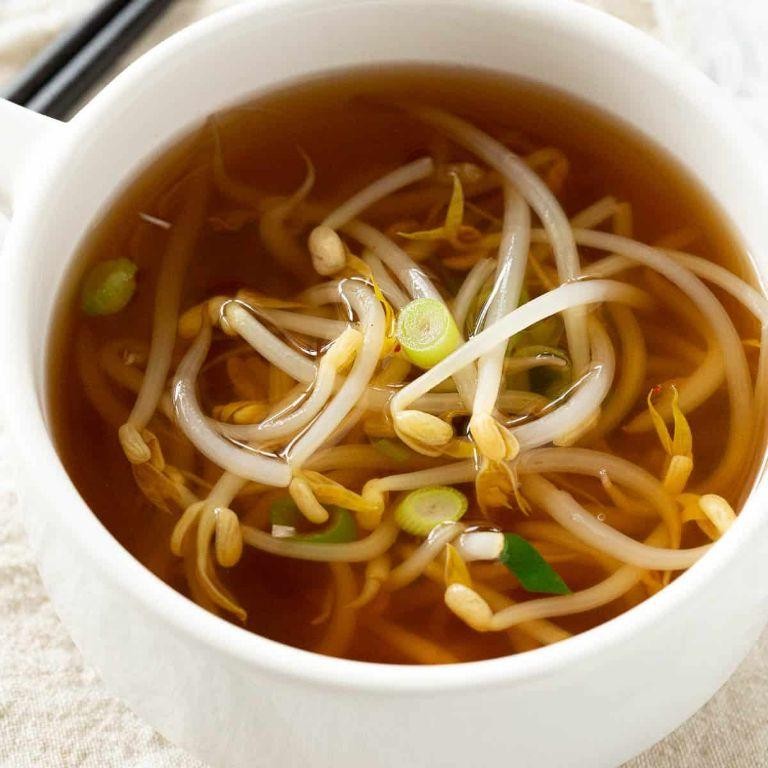 Bean Sprout and Noodle Soup
