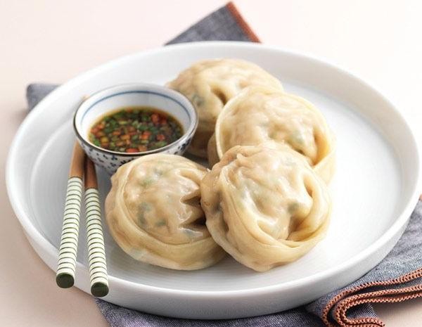 Bean Sprout and Pork Dumplings