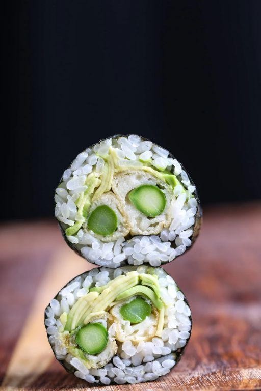 Bell Pepper and Asparagus Sushi