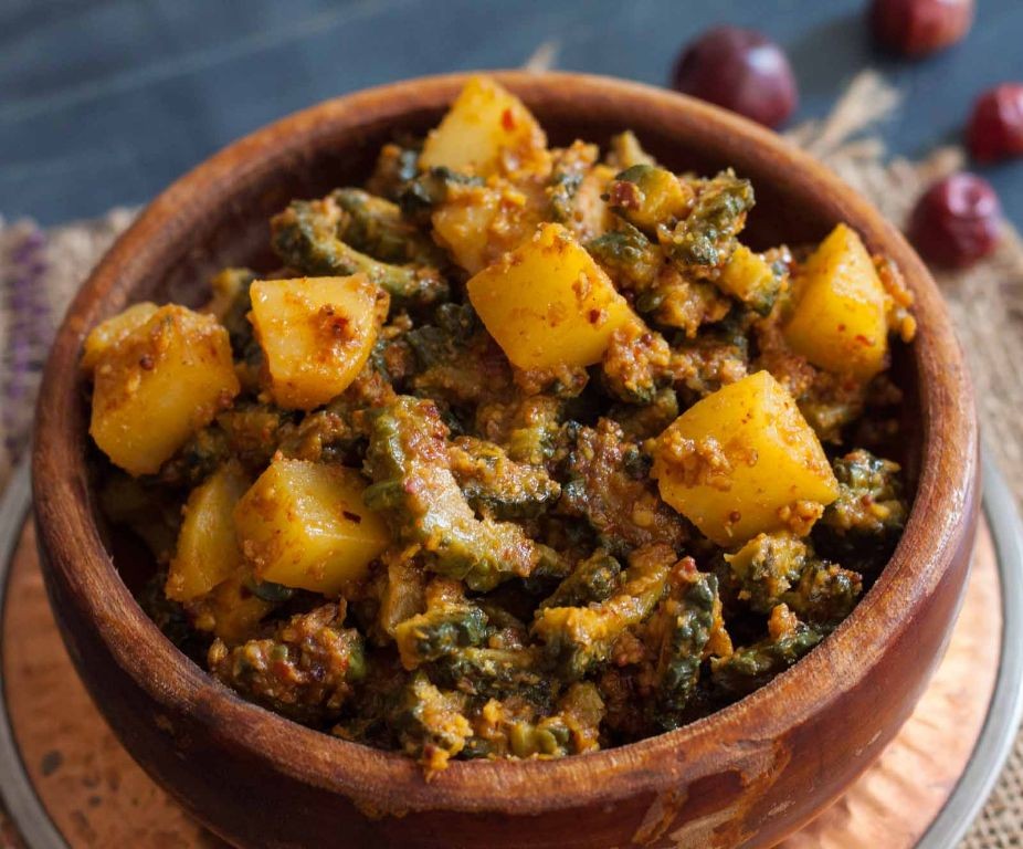 Bitter Melon and Potato Curry