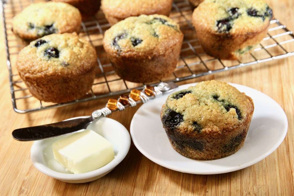 Blueberry Almond Flour Muffins