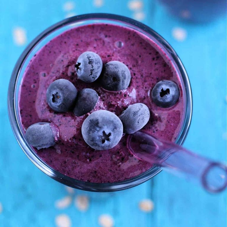 Blueberry Oatmeal Smoothie