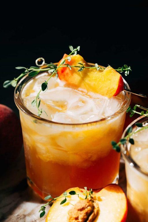 Bourbon Peach Iced Tea Punch