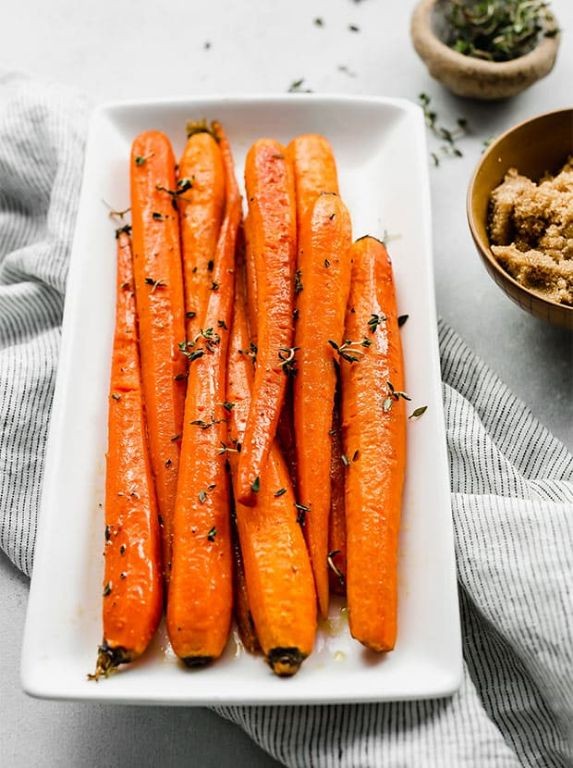 Brown Sugar Roasted Carrots with Thyme