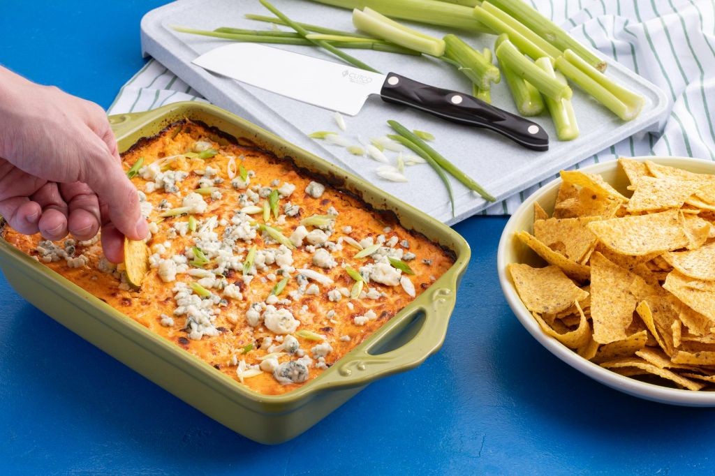 Buffalo Chicken Tortilla Chip Dip