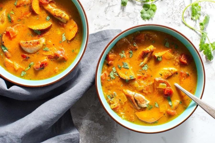 Burmese Chicken Curry with Potatoes