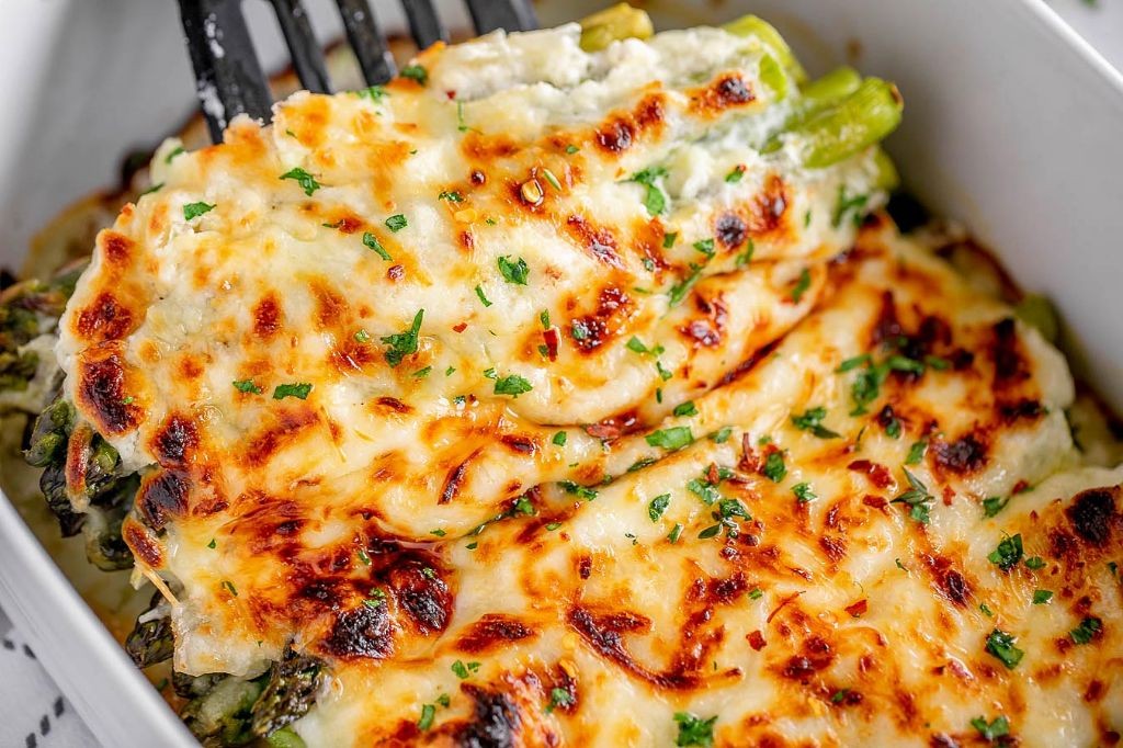 Cheesy Keto Asparagus Casserole