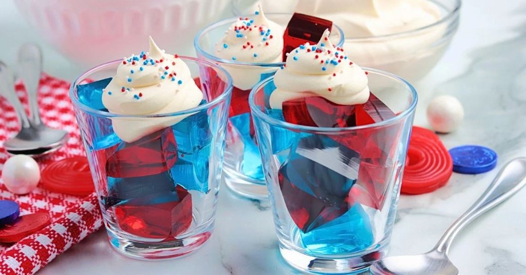 Cherry Vanilla Swirl Jello Jigglers