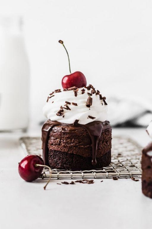 Cherry cheesecake mini brownie bites