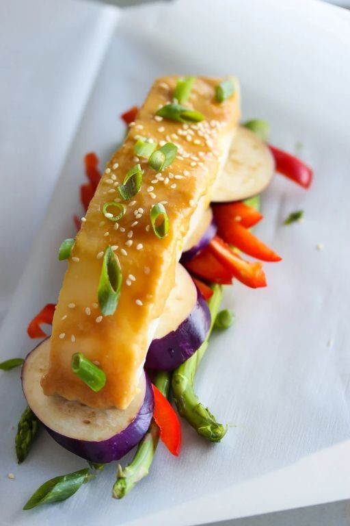 Chilean Sea Bass en Papillote with Vegetables