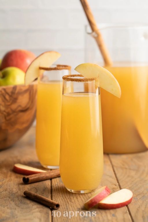 Cinnamon Apple Cider Mimosa