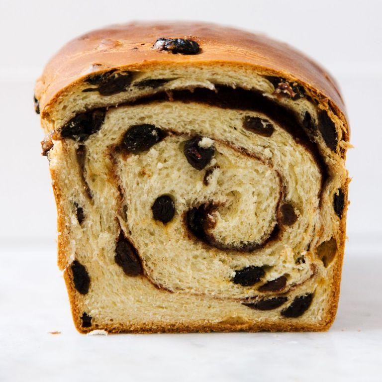 Cinnamon Raisin Swirl Bread
