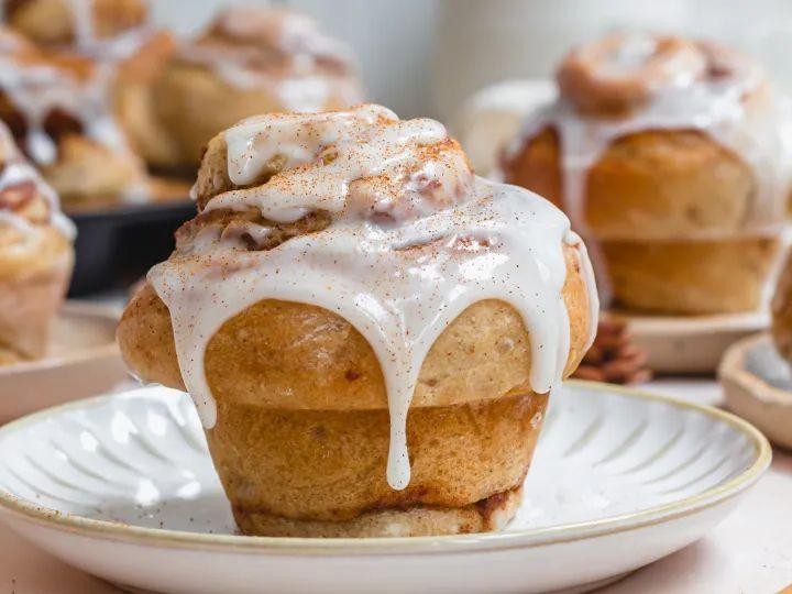 Cinnamon Roll Christmas Muffins