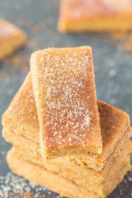 Cinnamon Roll Protein Bars