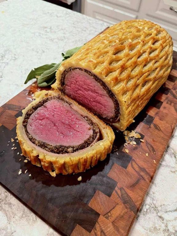 Classic Beef Wellington with Puff Pastry