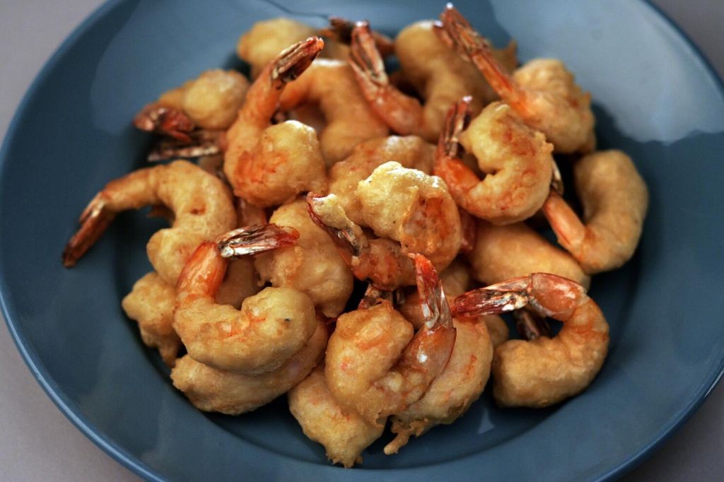 Classic Beer-Battered Shrimp with Tartar Sauce