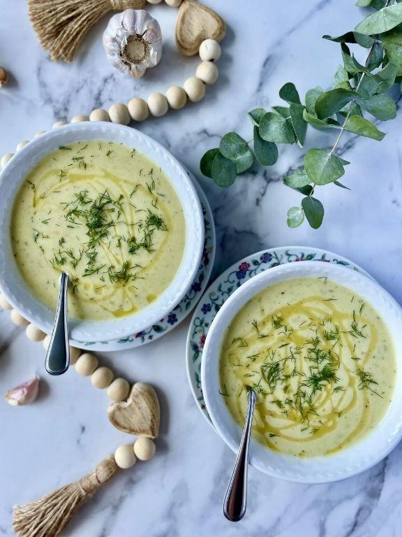 Classic Vichyssoise with Leeks and Potatoes