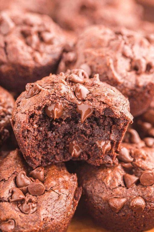 Classic fudgy mini brownie bites