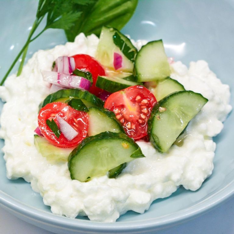 Cottage Cheese and Cucumber High Protein Salad