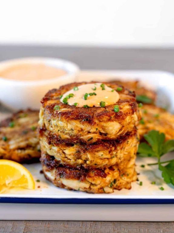 Crab Cakes with Remoulade Sauce