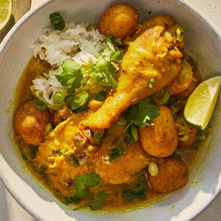 Creamy Coconut Curry Chicken with Potatoes