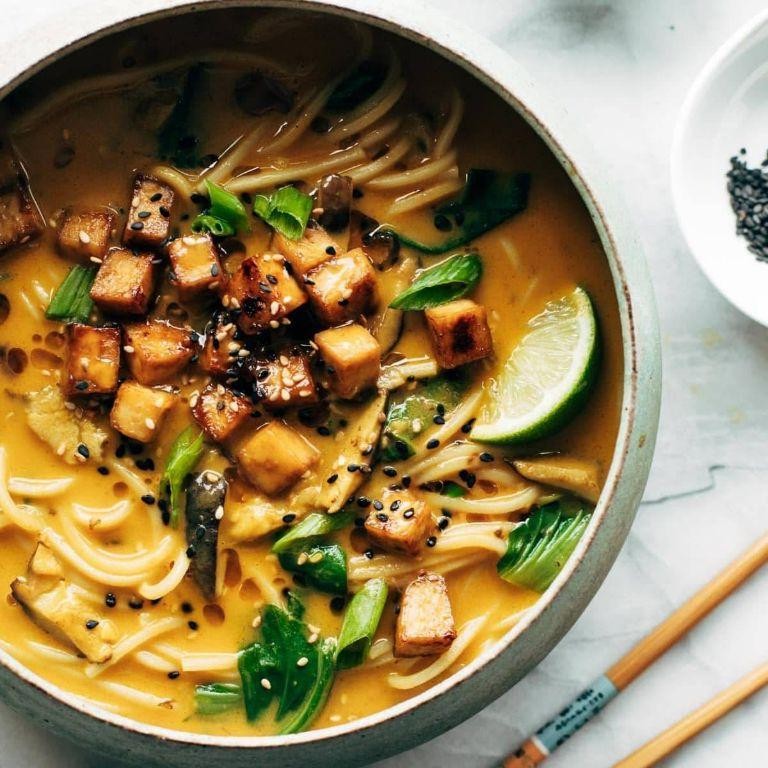 Creamy Coconut Curry Ramen