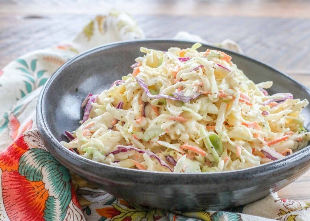 Creamy Coleslaw with a Tangy Twist
