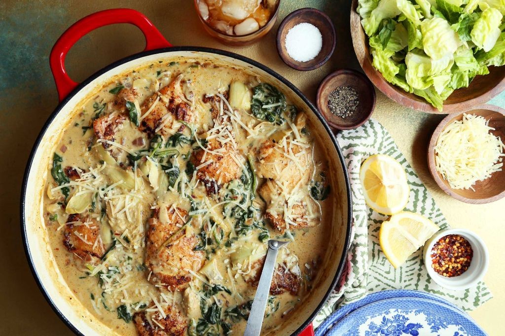 Creamy Spinach and Artichoke Chicken Thighs