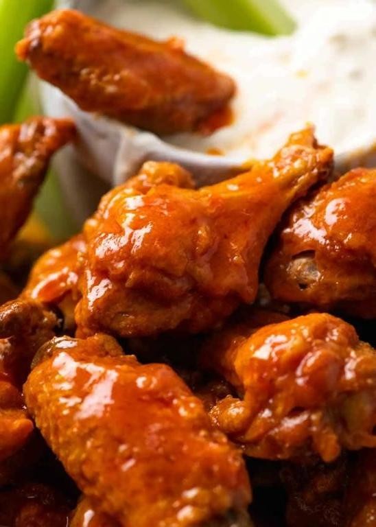Crispy Baked Buffalo Chicken Wings
