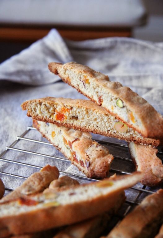 Dried Apricot and Pistachio Biscotti