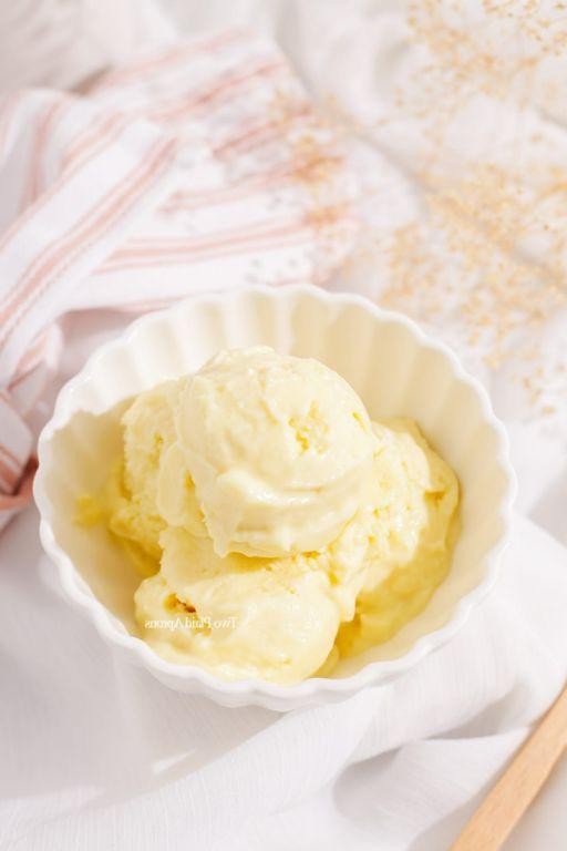 Durian Ice Cream with Coconut Milk