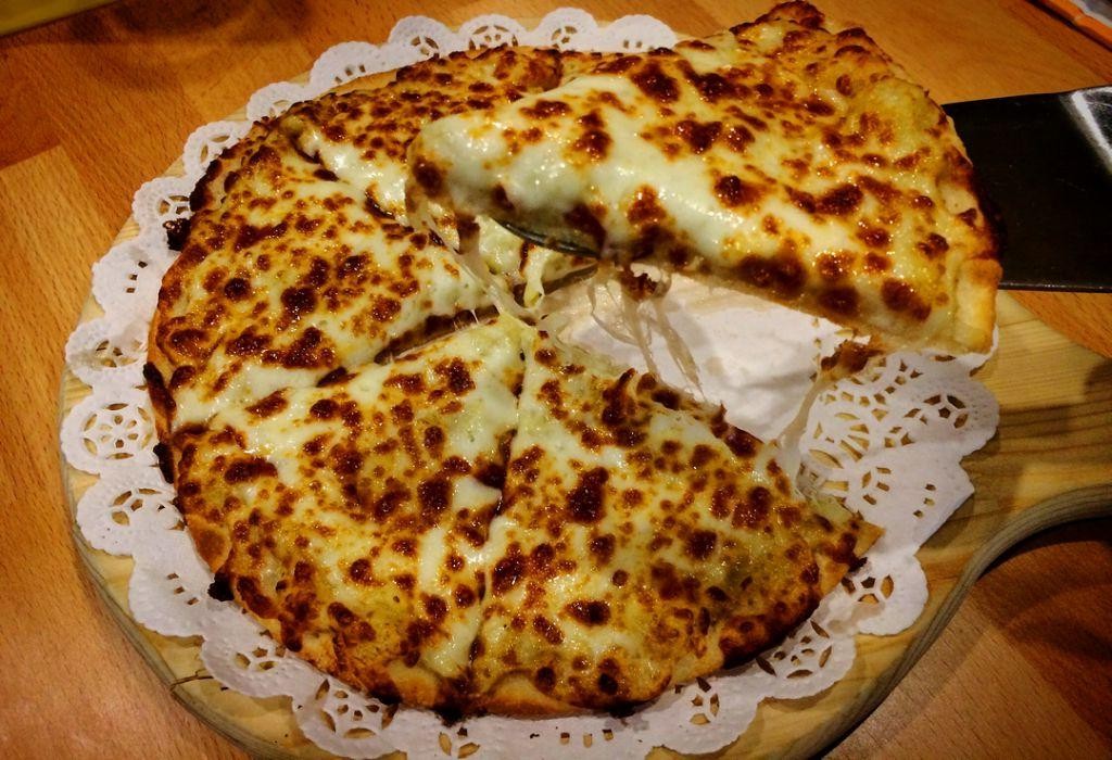 Durian Pizza with Mozzarella and Basil