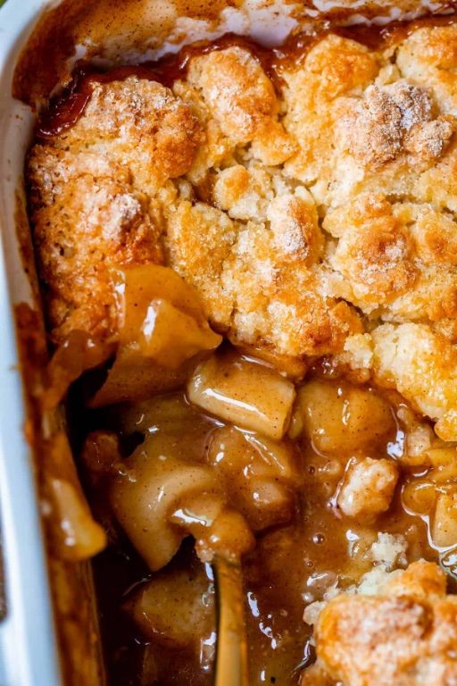 Easy Dutch Apple Cobbler