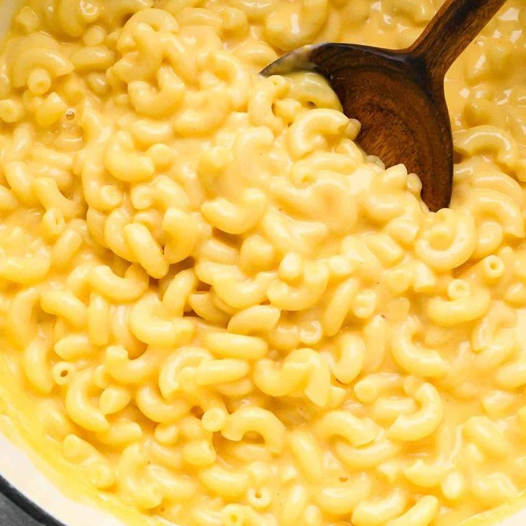 Easy Mac and Cheese