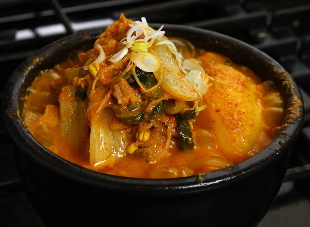 Gamjatang (Pork Bone Soup)